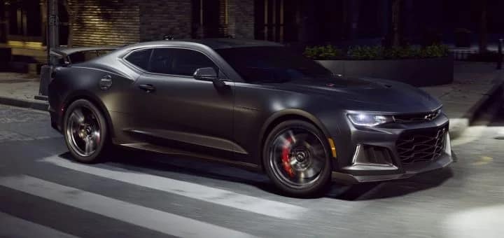 2024-Chevrolet-Camaro-ZL1-Collector-Edition-Mexico-Press-Photos-Exterior-001-side-front-three-quarters-720x340